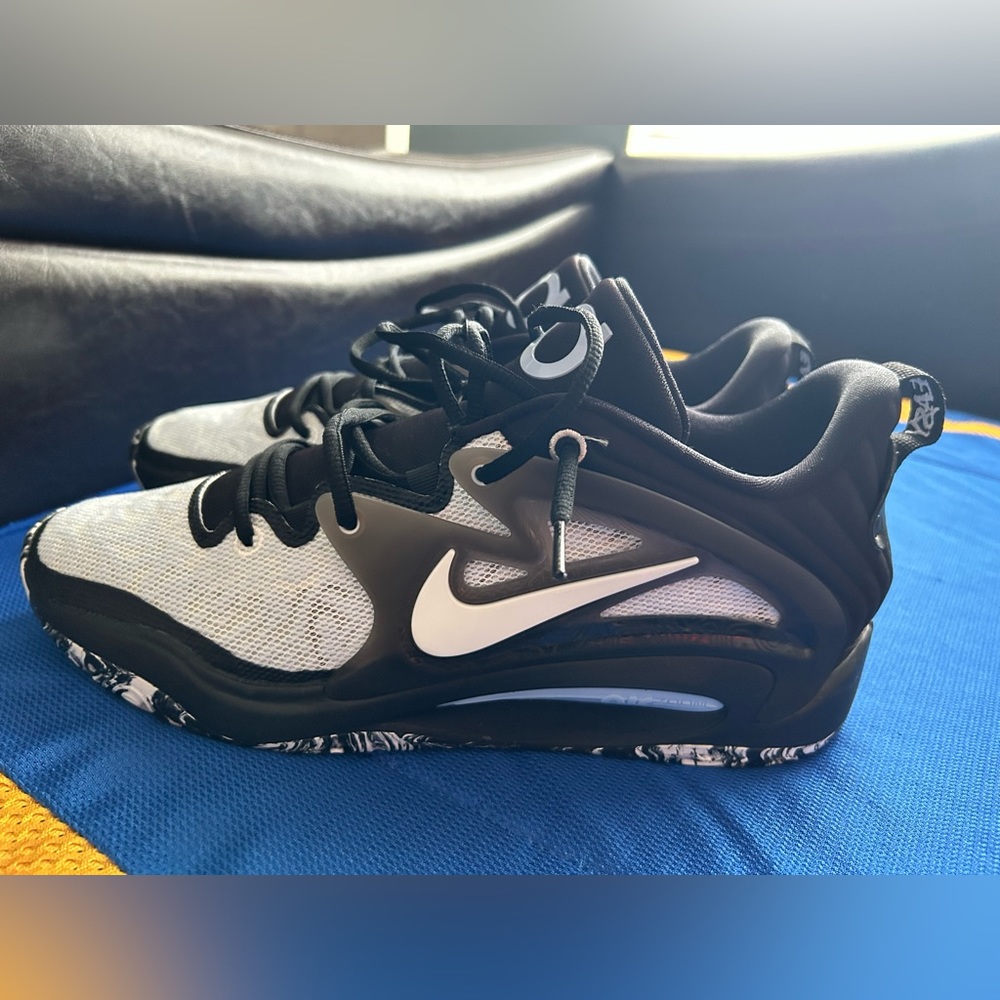 Nike KD 15s, New, no box
